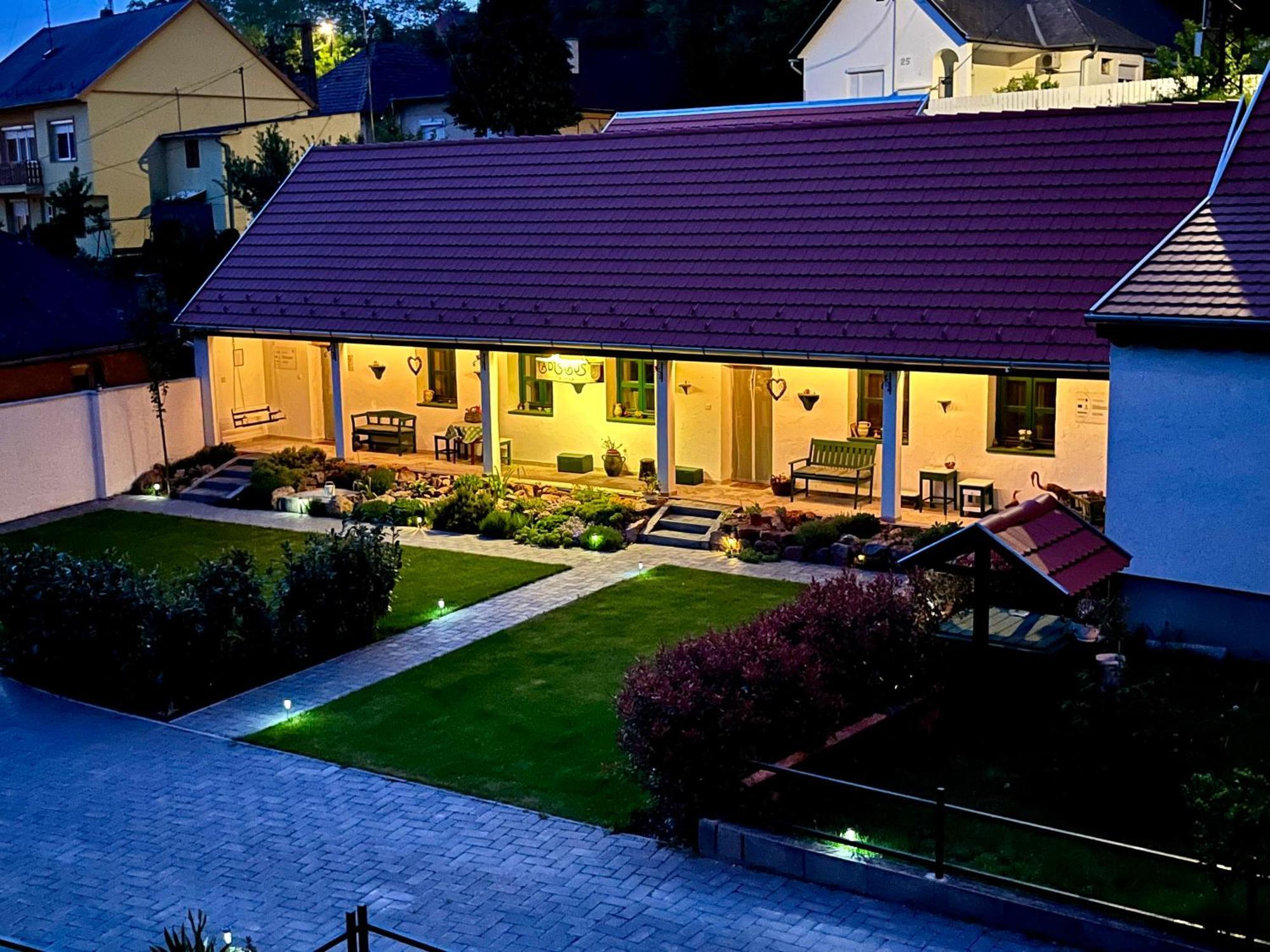 Ladislaus Schnaps-Haus Falusi Vendeghaz Csolnok Bagian luar foto